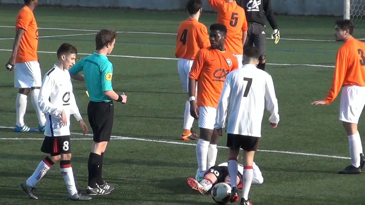 32 EME de Finale  GAMBARDELLA  IC CROIX  -  FC  FLEURY 91