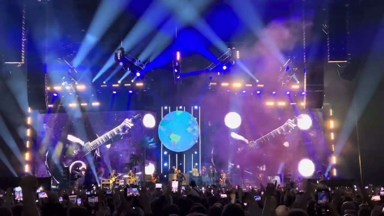 Liam Gallagher intro/Rock N Roll Star’ live @ Definitely Maybe Tour Sheffield Arena 1/6/24