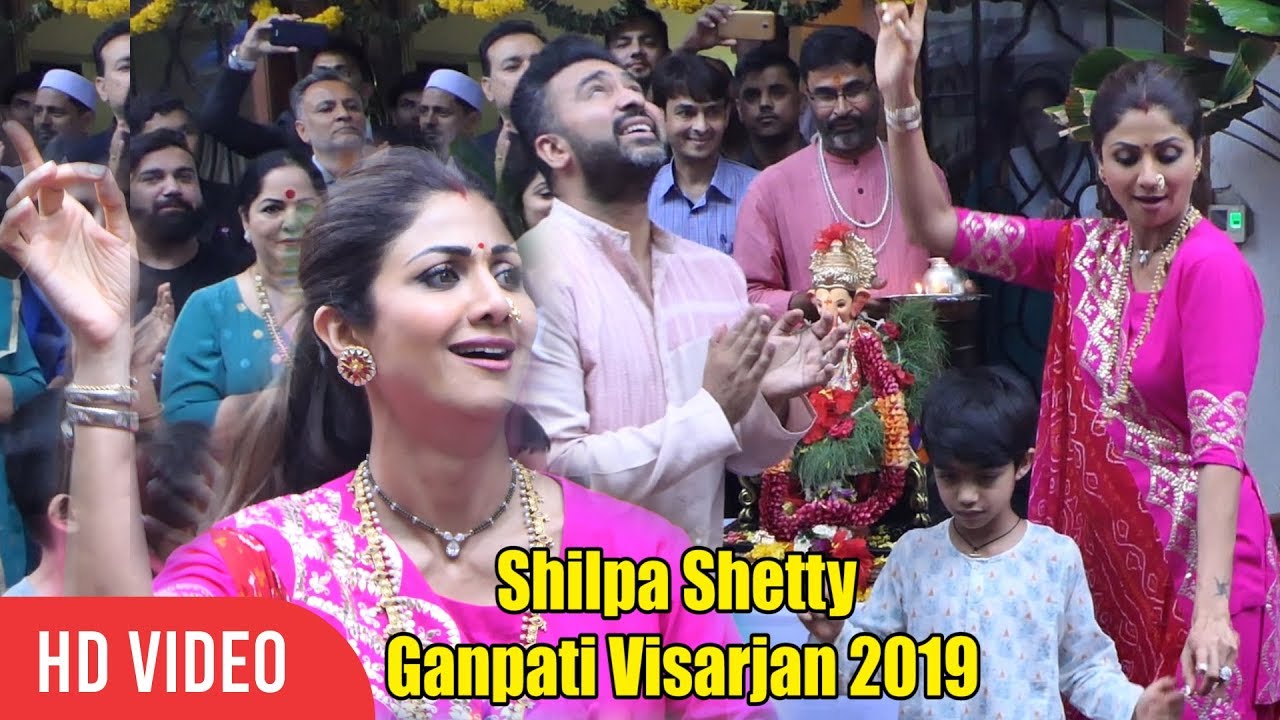 Shilpa Shetty CRAZY DANCE at Ganpati Visarjan | Shilpa Shetty Ganpati Visarjan 2019