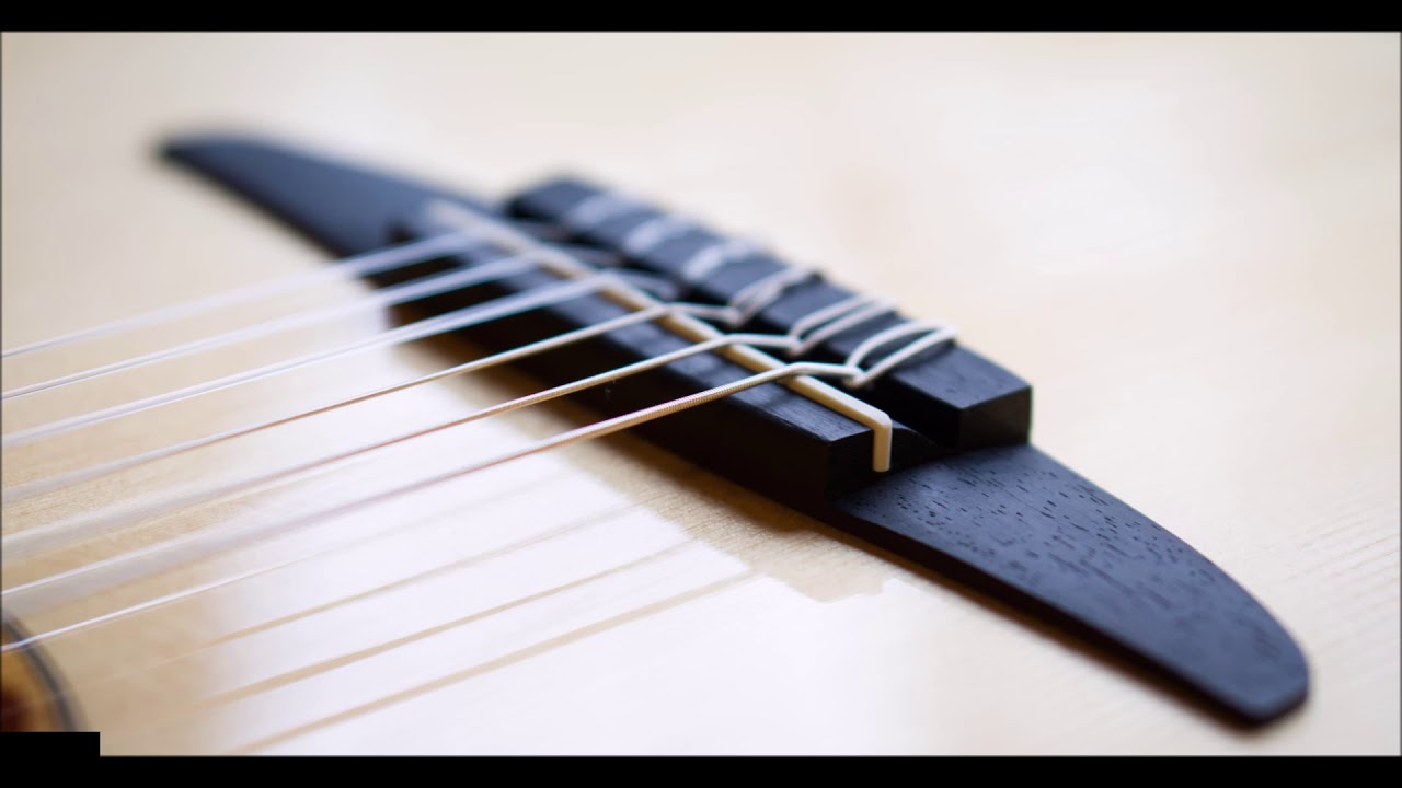 YAMAHA NTX700 - electroclassical guitar for sale - presentation and quick test