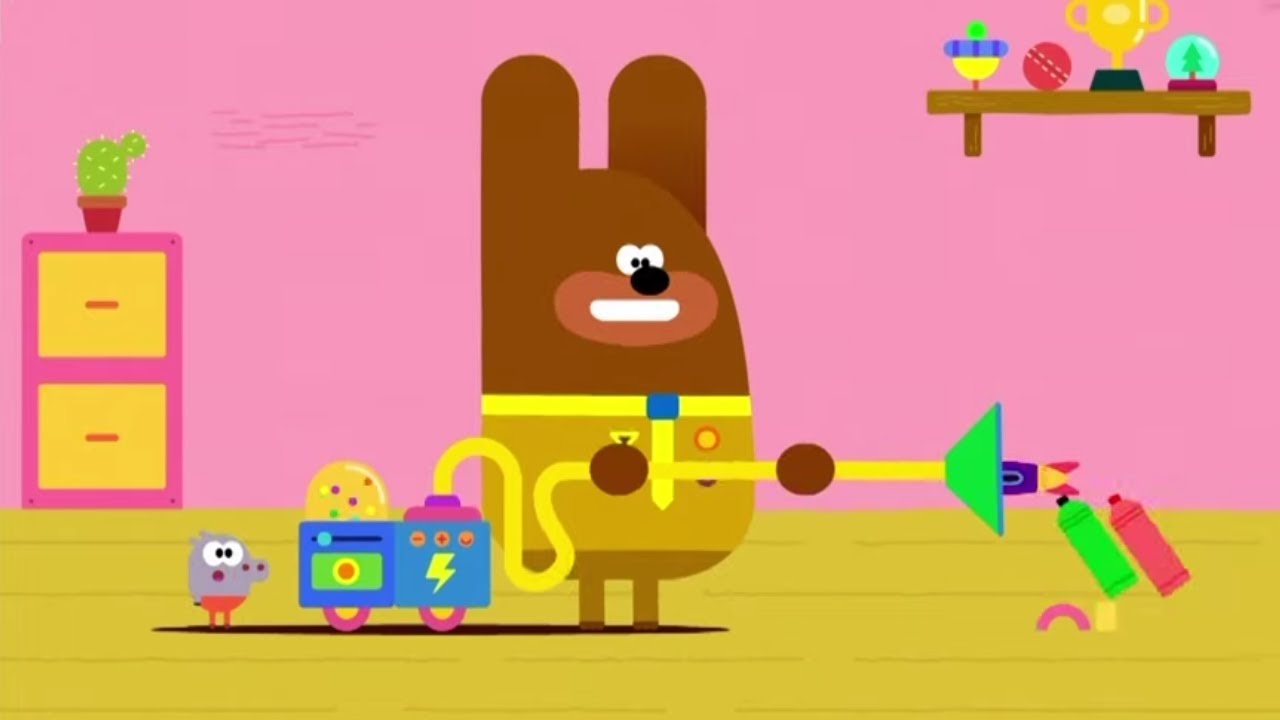 Try not to Laugh with Duggee! | Hey Duggee