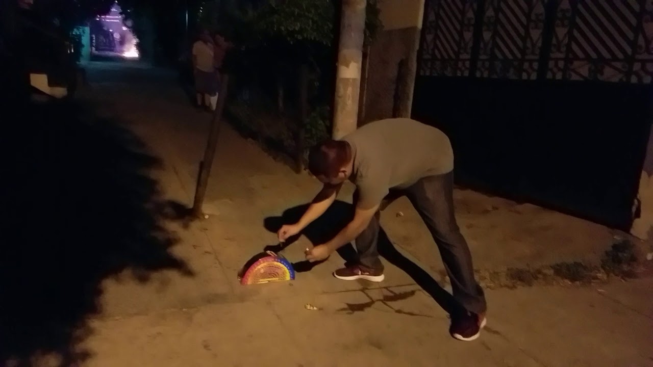Quemando un Pavo Real P&oacute;lvora China El Salvador patedechucho