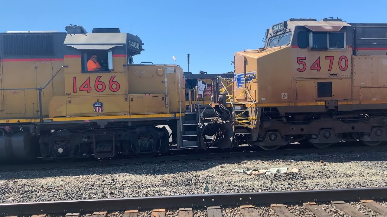 UPRR Light Engine Power Move 