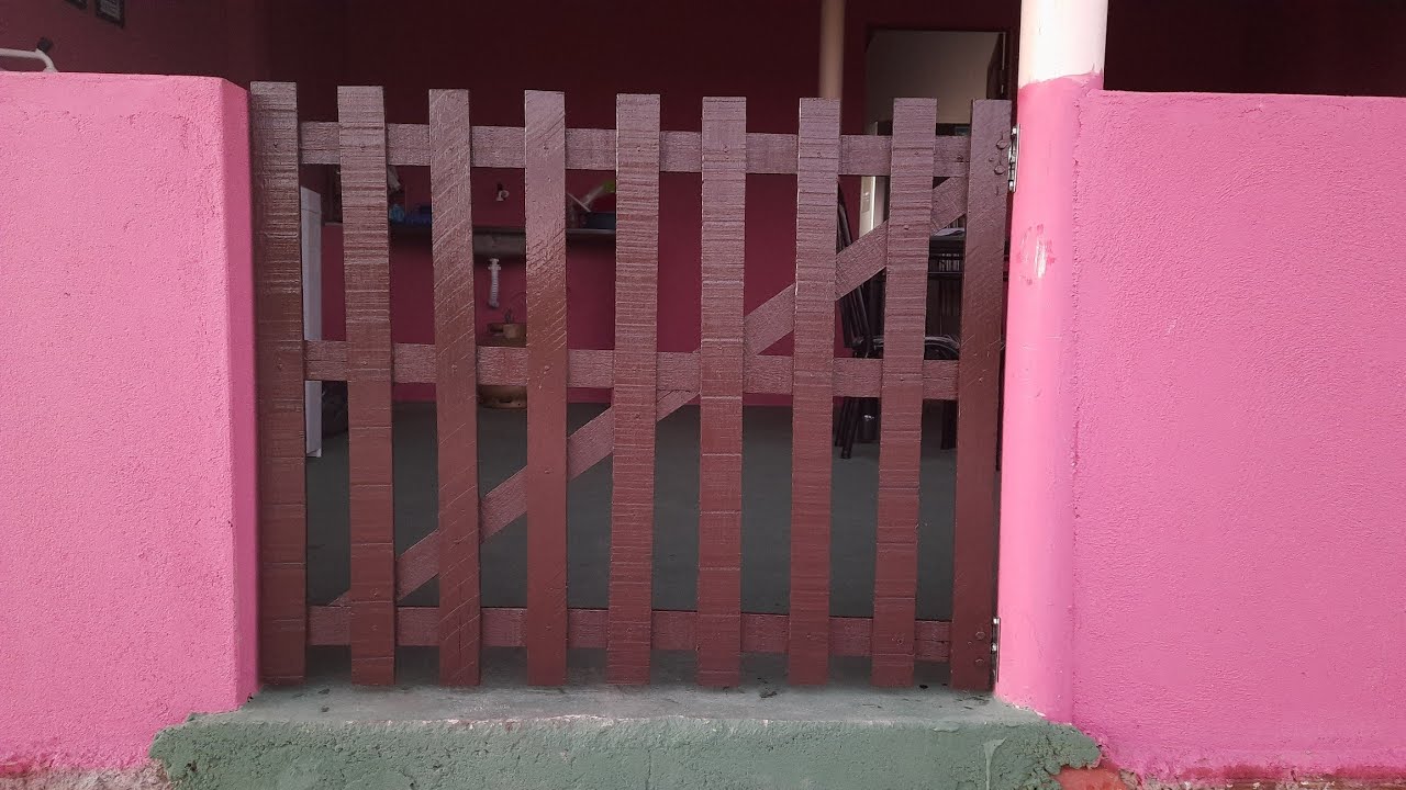 Portãozinho de Madeira feito com Ripas.