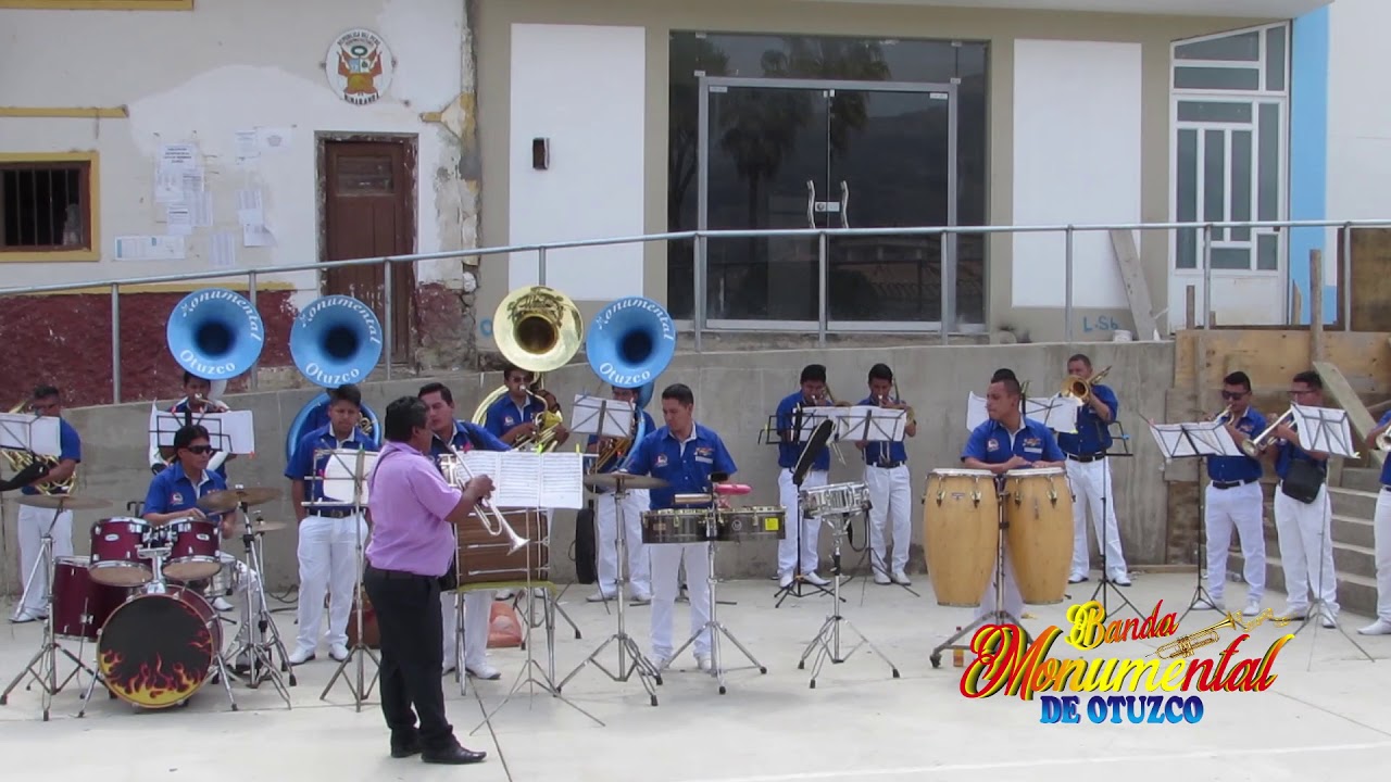 BANDA MONUMENTAL DE OTUZCO (Mix de Rock)