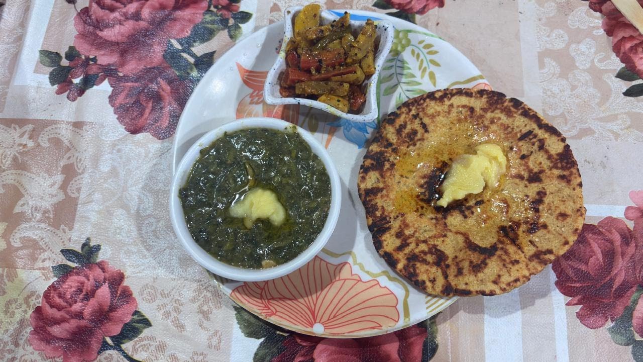 सरसों का साग + मक्के की रोटी 😋🌽
