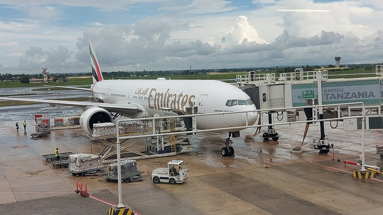 Emirates Boeing 777-300 Flight Dar-Es-Salaam To Dubai