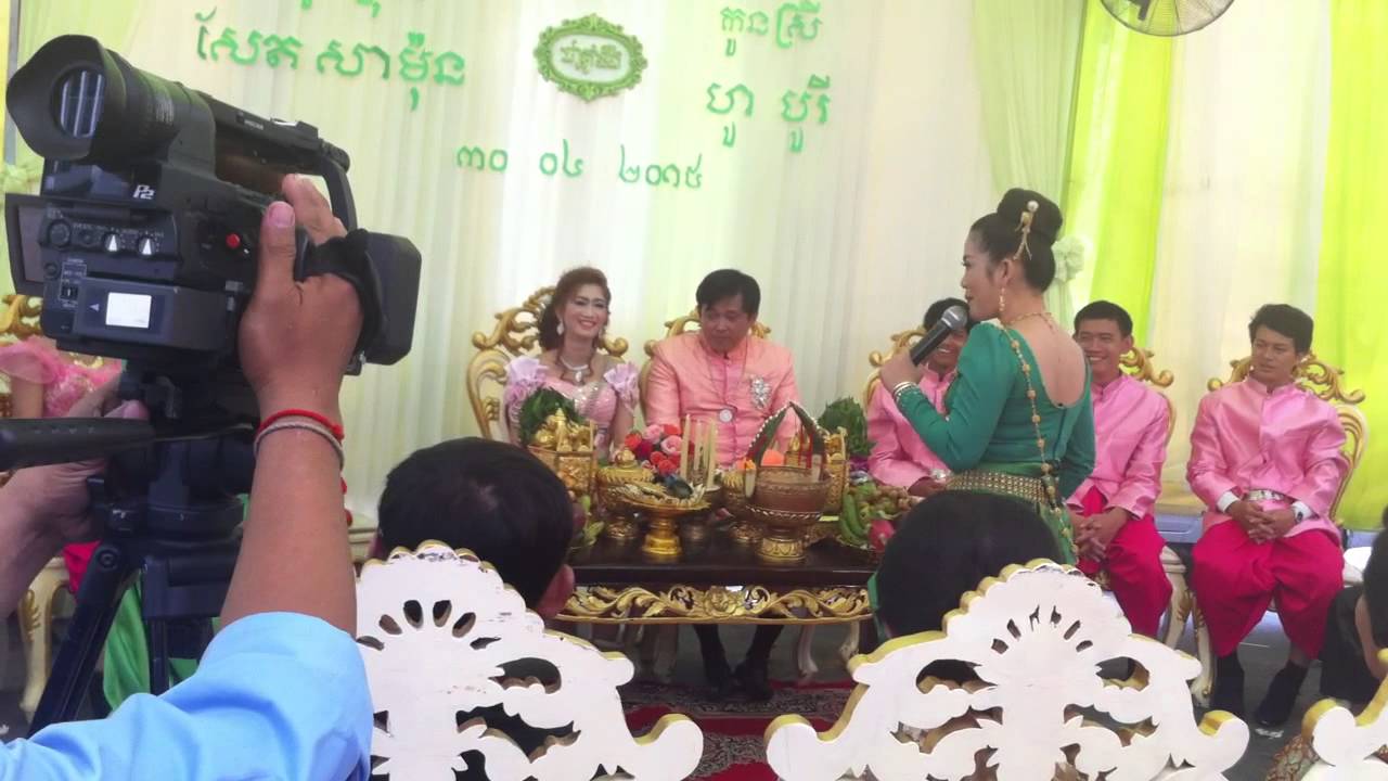 Neay Krouch 3||comedy 2018||the wedding khmer . Comedy byNeay Kreun and Ms.Eat