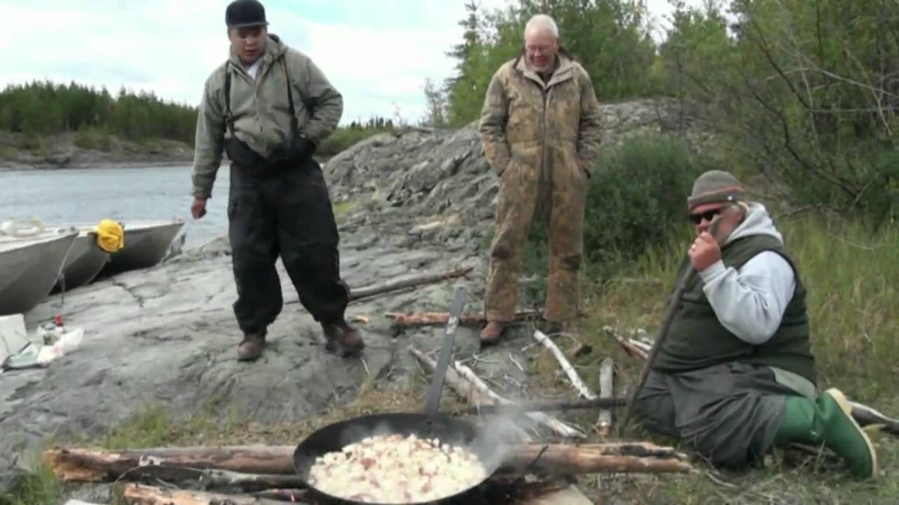 Gods Lake shore lunch