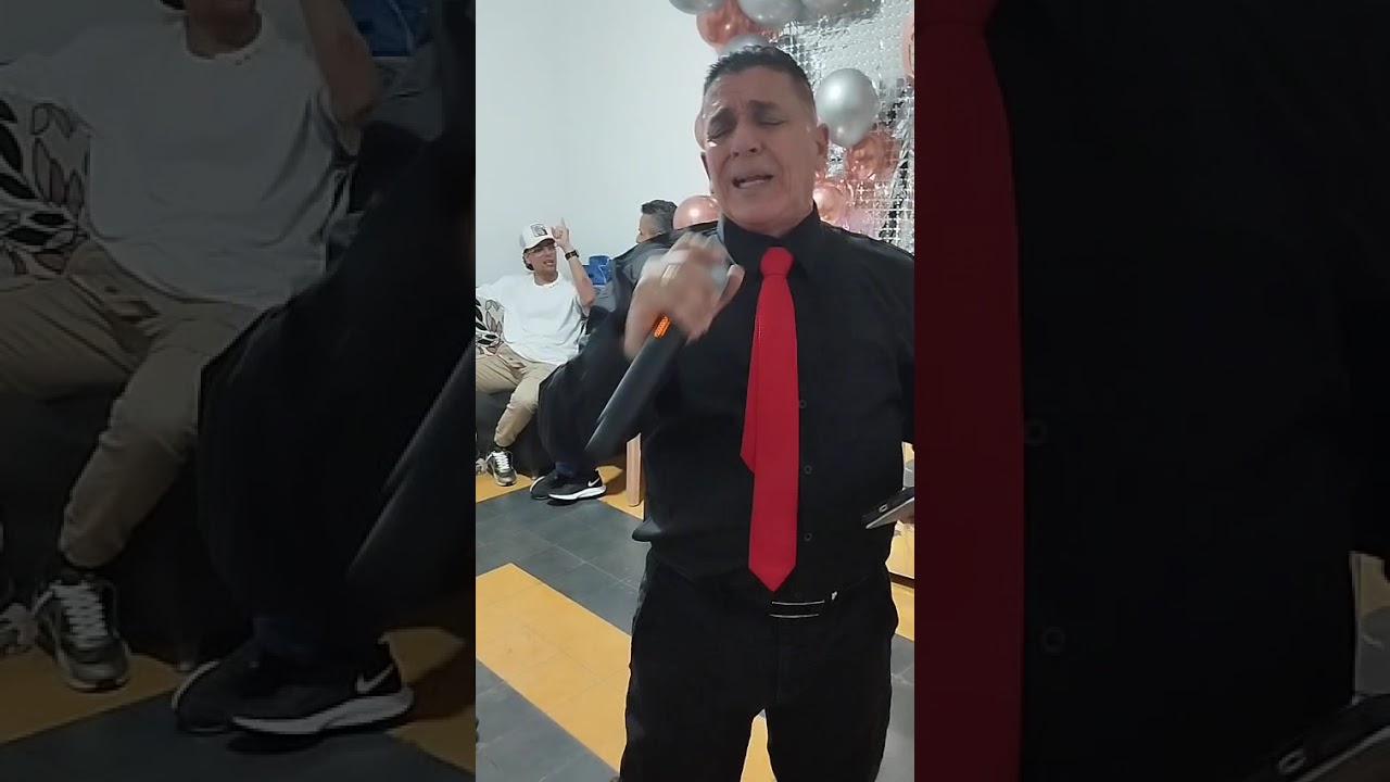 NO tengo derechos de Autor lo hago por diversión Gracias Maestro Julio Jaramillo 🥰😃👊😍😘💯🙏