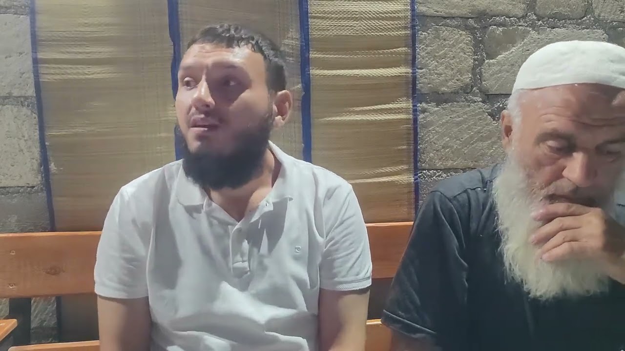BÖYÜKLƏRƏ HÖRMƏT ETMƏK KİÇİKLƏRƏ QAYĞI GÖSTƏRMƏK.