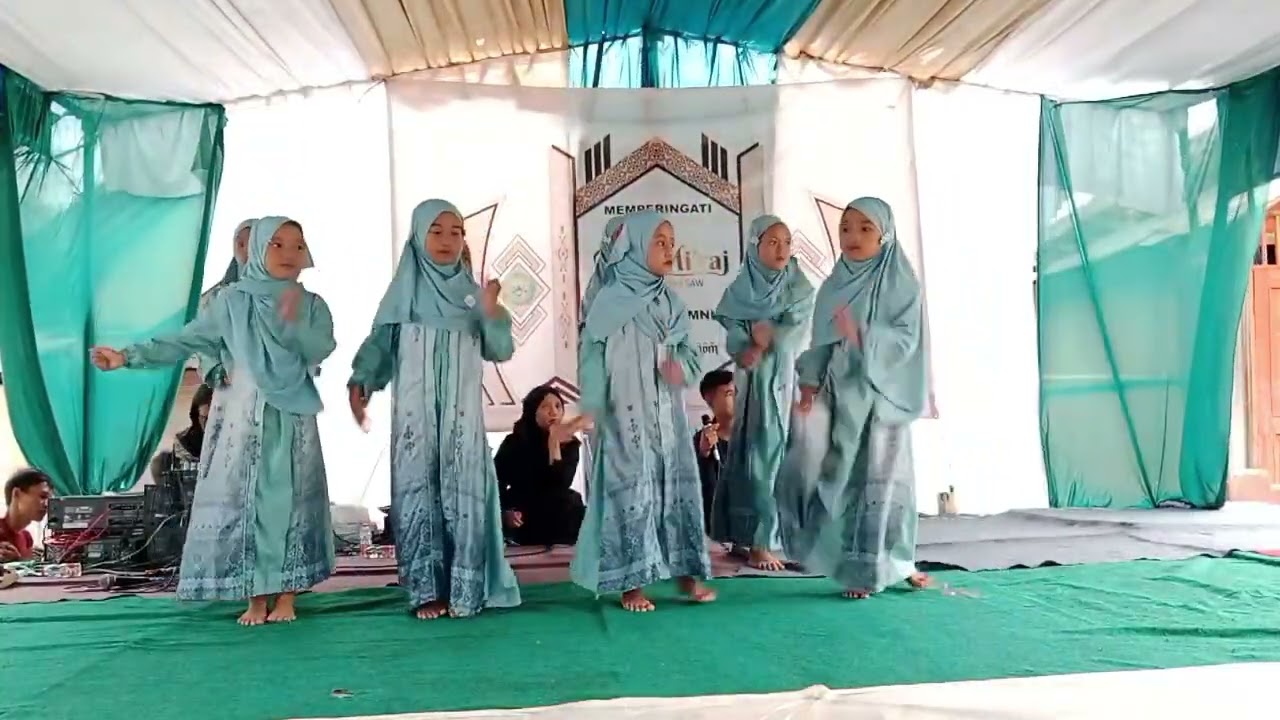 Tarian Ya Nabi Salam 'Alayka