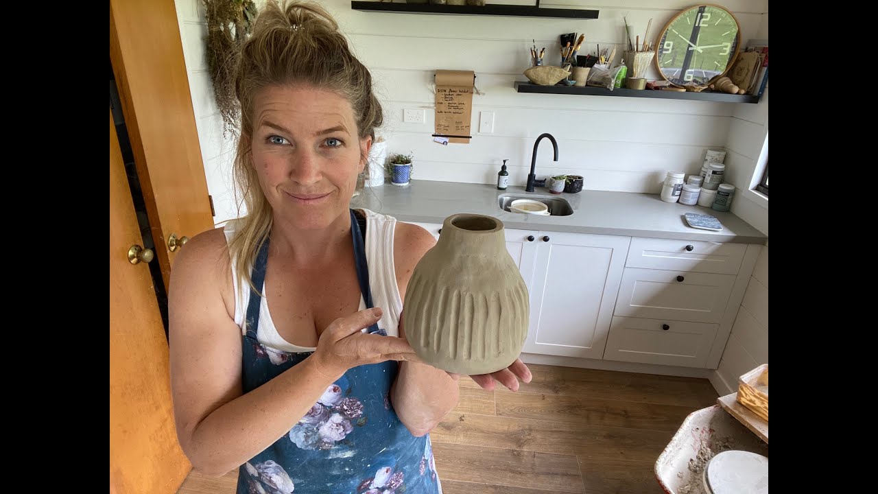 Step by Step Hand Built Vase Tutorial