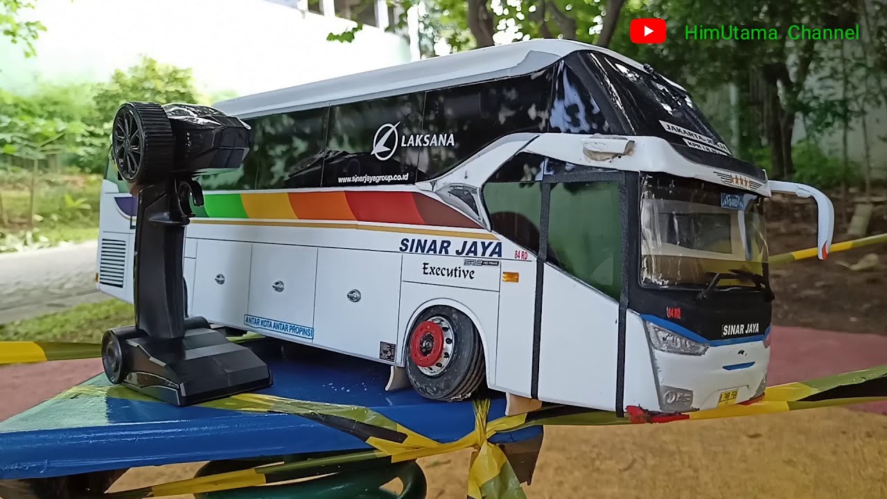 Tes Jalan Miniatur Bus RC I Remote Control I Sinar Jaya