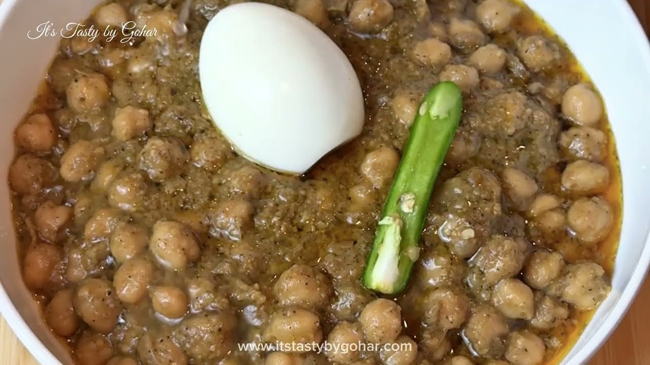 The Best & Authentic Lahori Chikar Cholay Recipe | Punjabi Chickpea Curry | چِکڑ چھولے