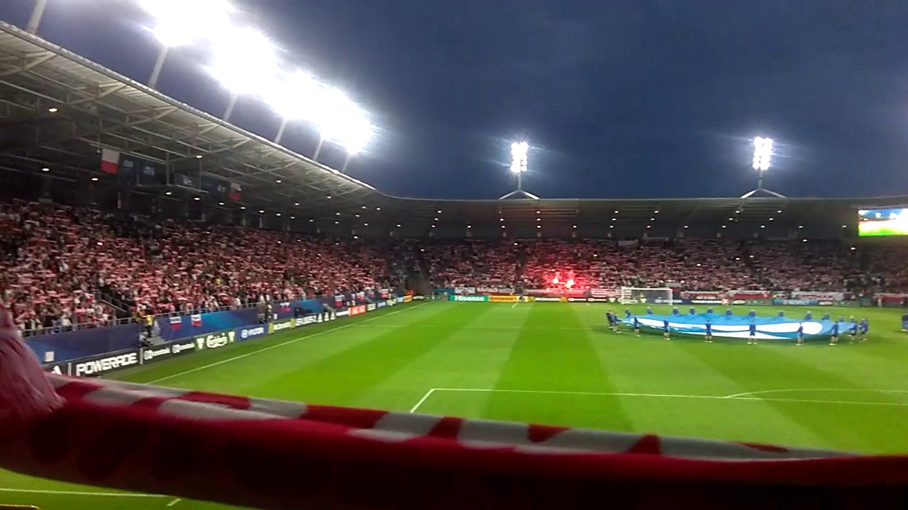 Mecz otwarcia euro u-21 2017. Hymny obu państw