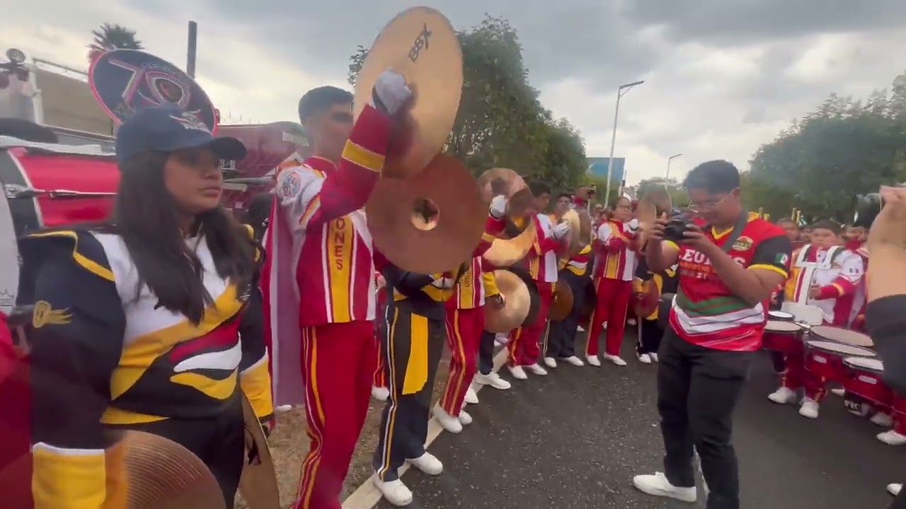 CONVIVENCIA PERCUSIONES PEGASOS MARCHING BAND Y LEONES MARCHING BAND