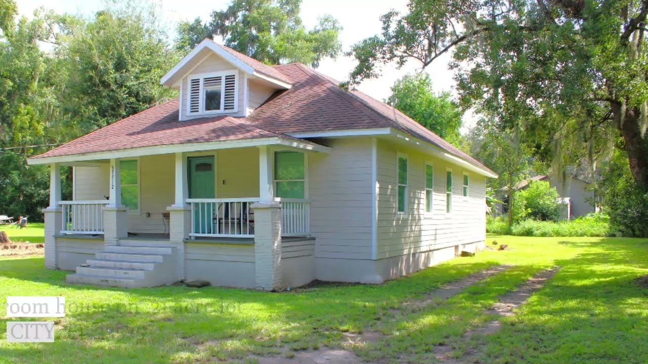 Dade City, FL 3 Bedroom, 2 Bathroom House For Sale_ 37712 HENDLEY AVE, DADE CITY, FL 33525