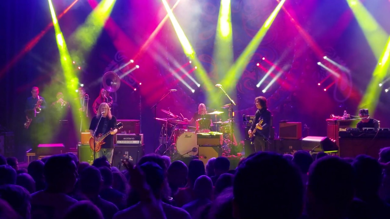 Gov't. Mule, Orpheum Theater, New Orleans, 5-4-19, The Shape I'm In, w/ The Levee Horns.