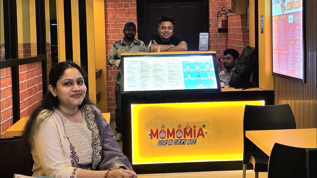 Momomia akhon Bolpur a | New Shop | Tasty Momo😍