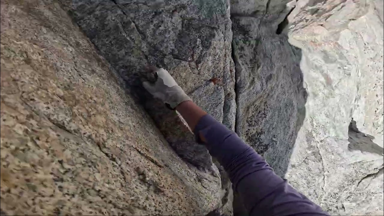 Huffin and puffin up East Buttress Mt Whitney pitch 2 