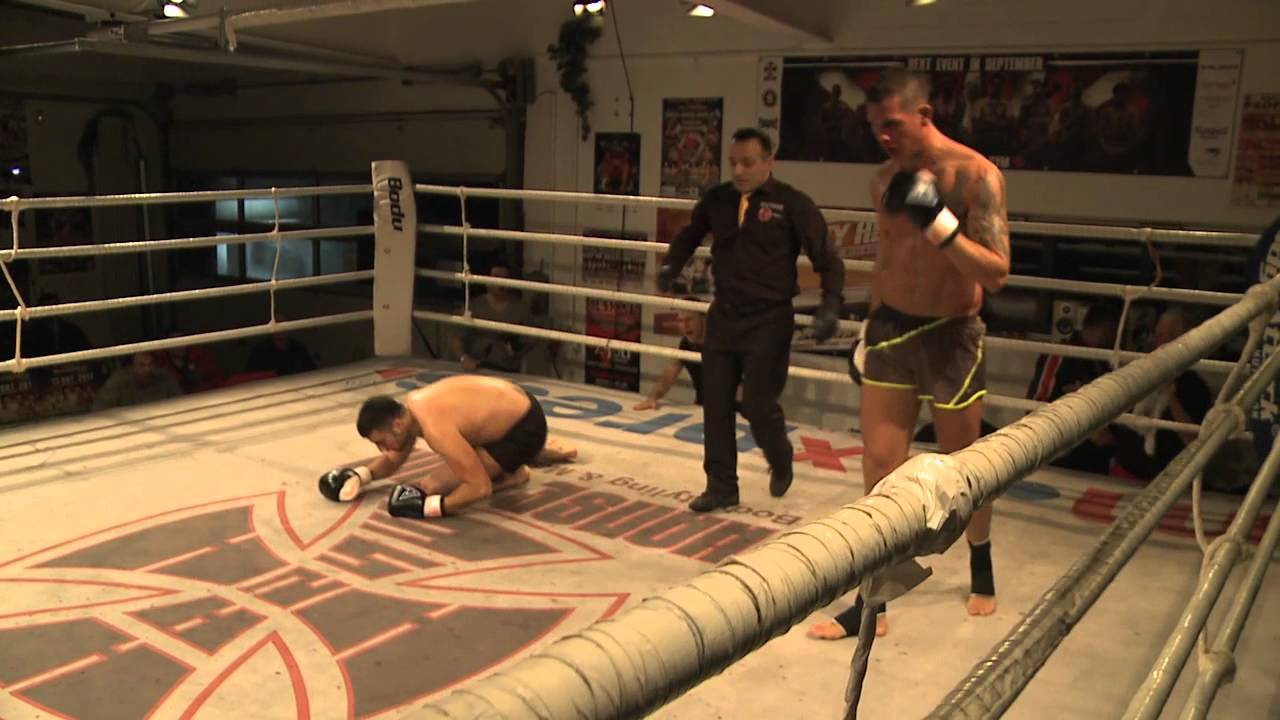 Hanse Gym Bac 7.0 Carol Kapelke (Hanse Gym)  vs H&uuml;seyin Osman (Leon Fight Club 12) Round 3