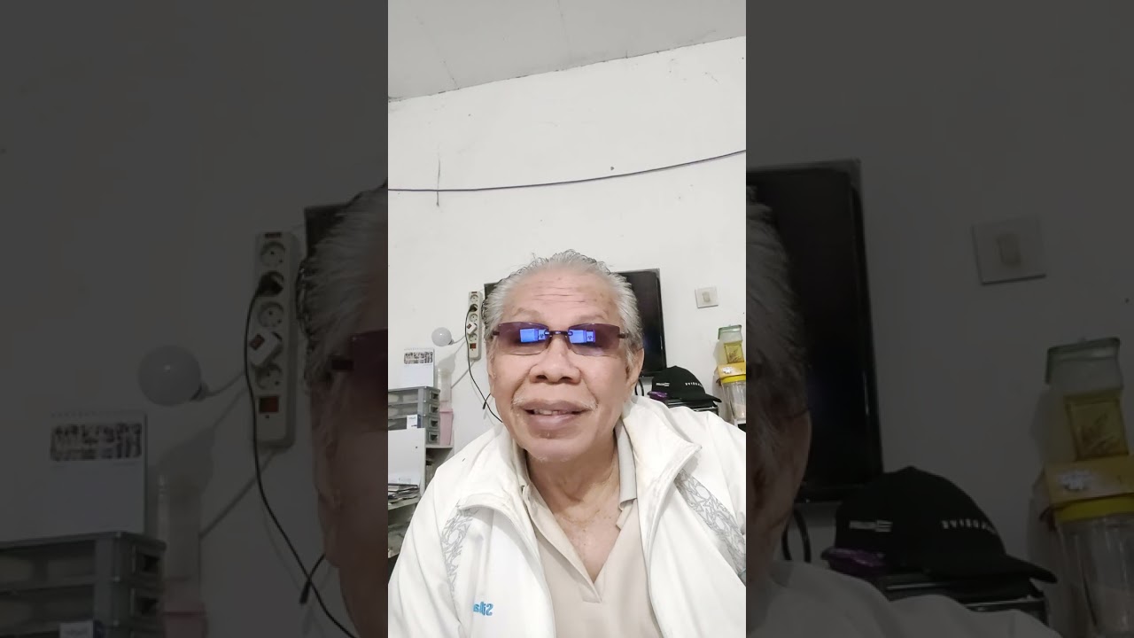 Ketika ayam jantan berkokok ditengah kebangunan