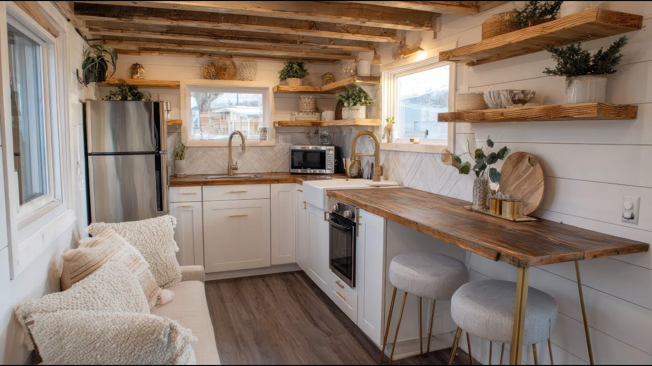 Discover Practical Tiny House Solutions: Functional Beauty in Compact Spaces