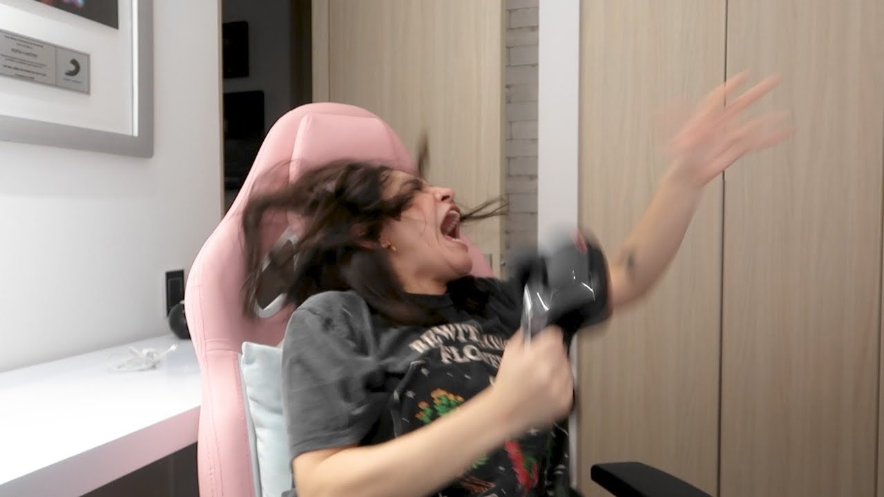 NO VUELVO A JUGAR JUEGOS DE TERROR *míralo sin audífonos* l Sofia Castro