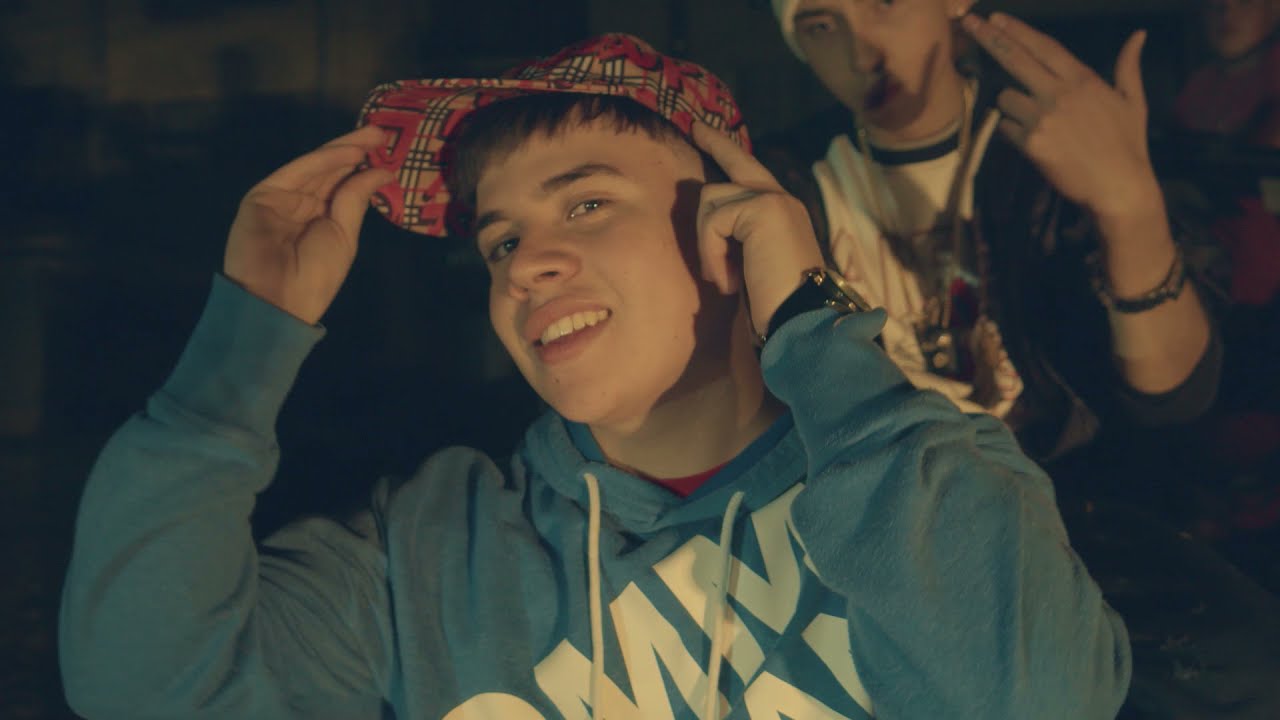 VAY SALIENDO - PABLO MATATAN X STANDLY X PIROMANO EL DEL FLOW GITANO (VIDEO OFICIAL)