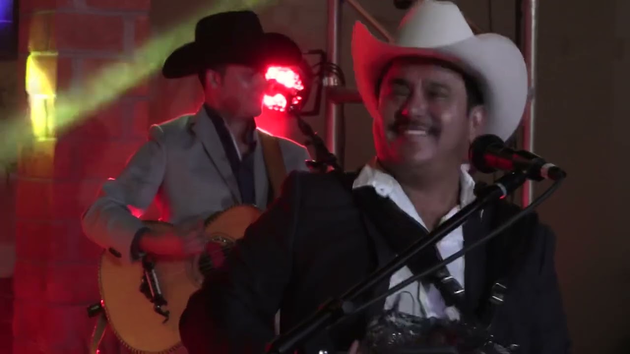 Luis Sánchez y Su Corazón Norteño - Tu Solo Tu (Session Live 2019)