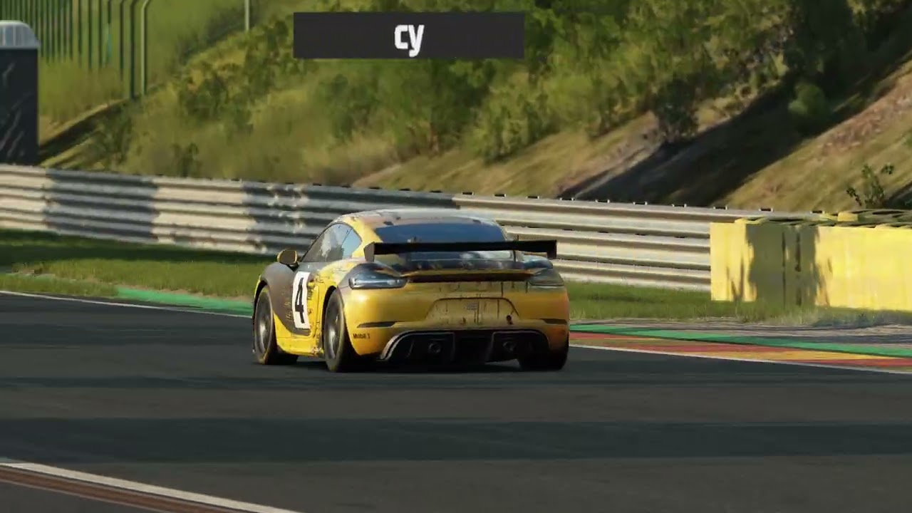 Assetto Corsa EVO Crash at Spa GP! Porsche 718 Cayman GT4 Clubsport Race | Empty Tank | R12 V2