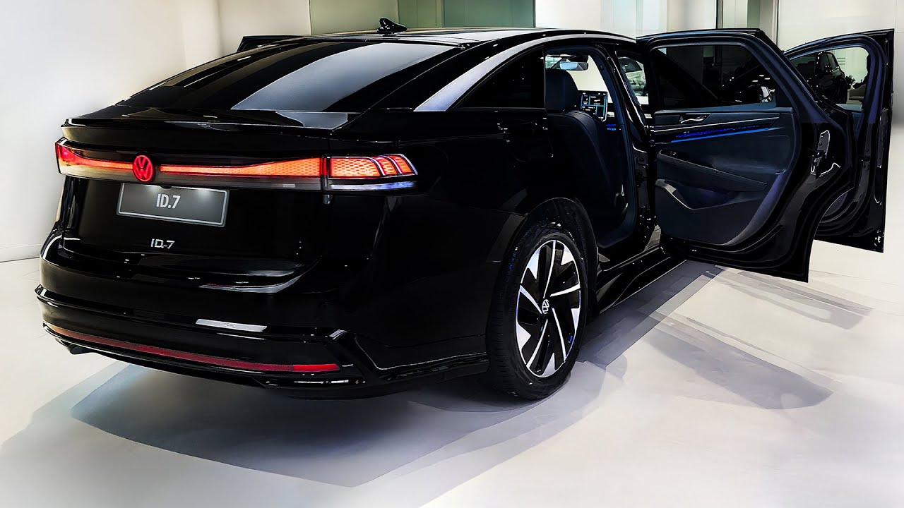 Volkswagen ID.7 Pro S 2025 - Exterior and Interior Details