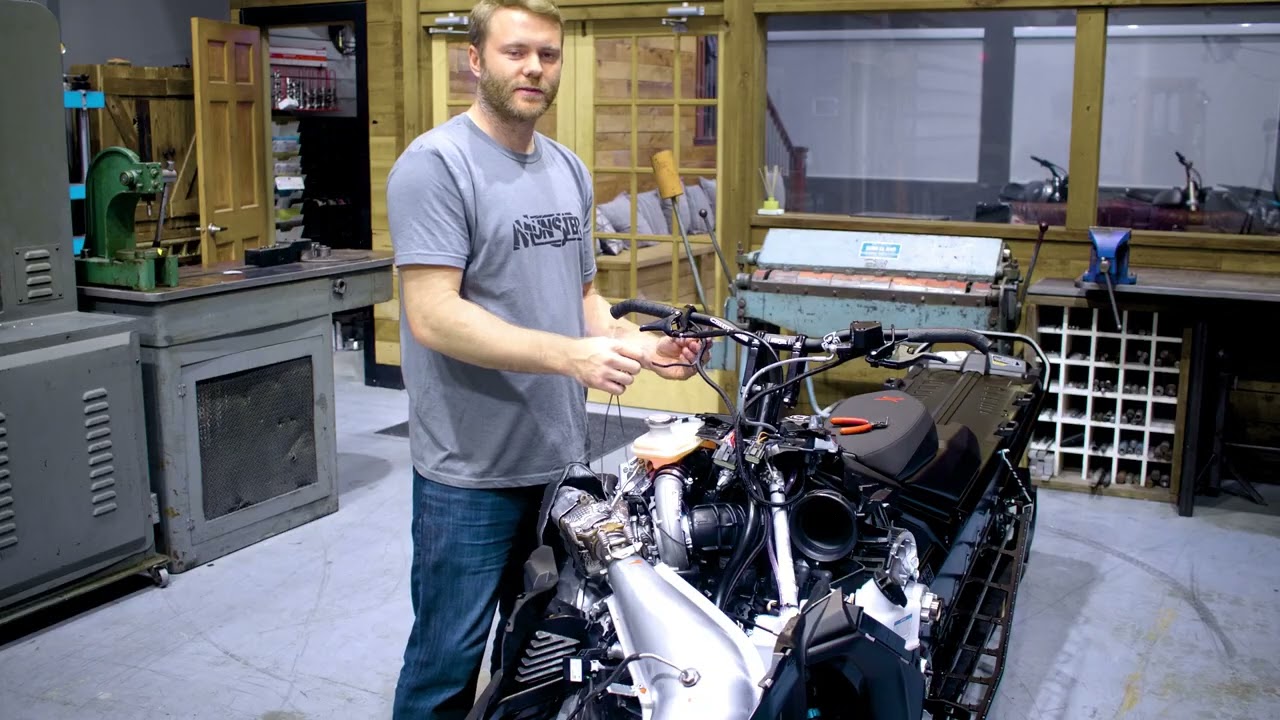 Installing the Finger Throttle - Munster Canada