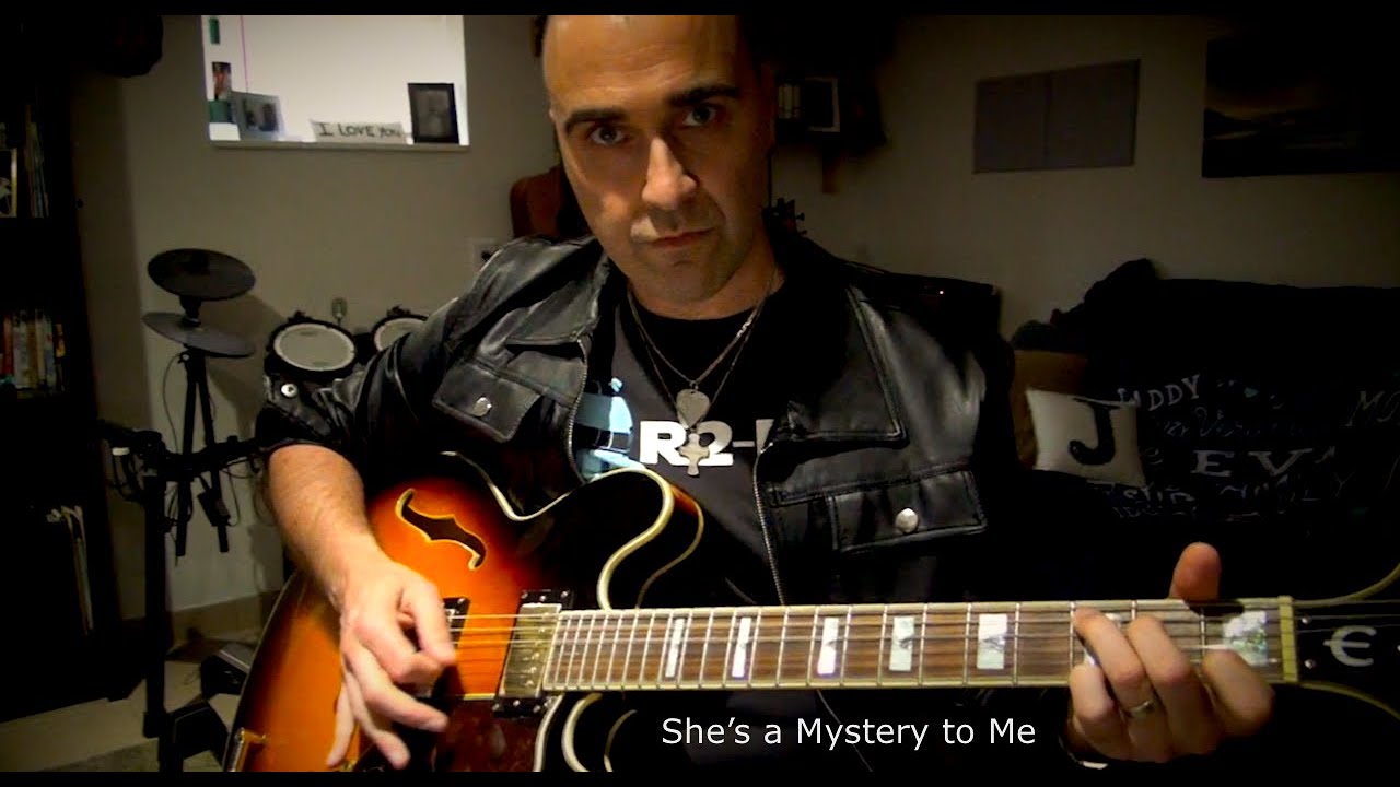 She's a Mystery to Me ~ Roy Orbison cover Joe Var Veri