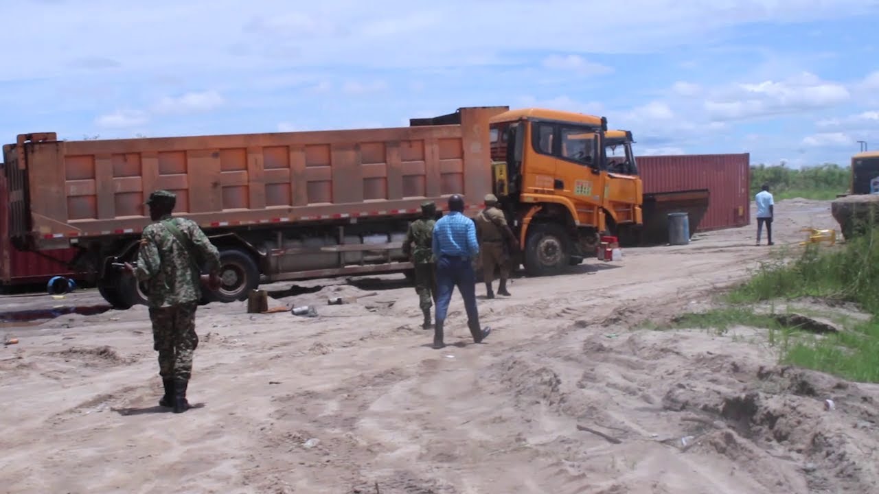 Agabuutikidde Aba NEMA bakoze ekikwekweto okukwata abasima omusenyu mu lutobazi lwa Lwera