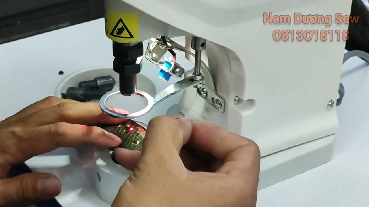 Máy dập nút đồng điện tử / Máy đóng mắt cáo / máy đóng khoen ore / Máy đóng Nút đồng 808 NamDuongSew