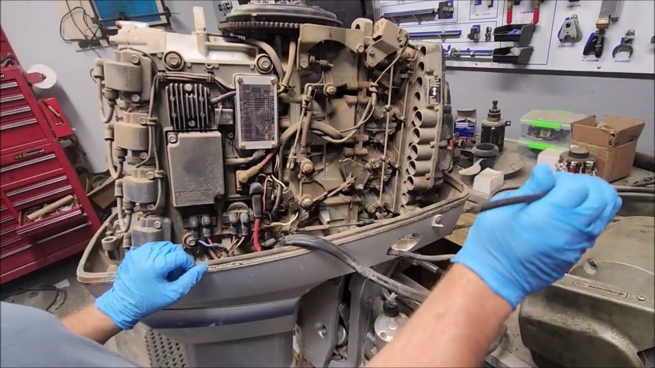 Подвесной лодочный мотор Suzuki DT — хорош ли он?
