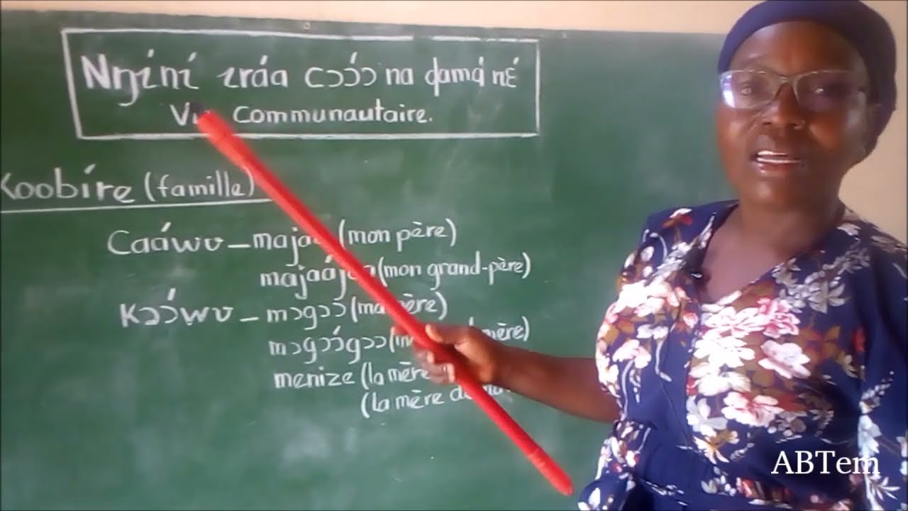 Nŋɩ́nɩ́ ɩráa cɔɔ́ɔ na ɖamá nɛ́ : Koobíre 2 /Vie communautaire : la famille 2