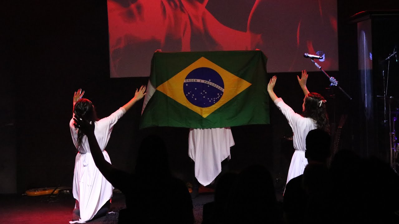 Coreografia AVIVA-NOS/ A TERRA CLAMA/ FOGO E GLÓRIA- ICPI