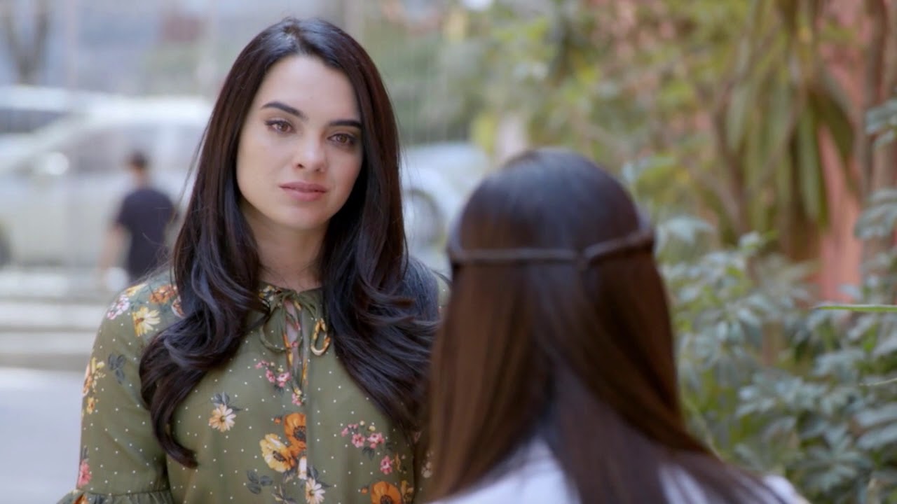 Vanessa y Ana se enfrentan