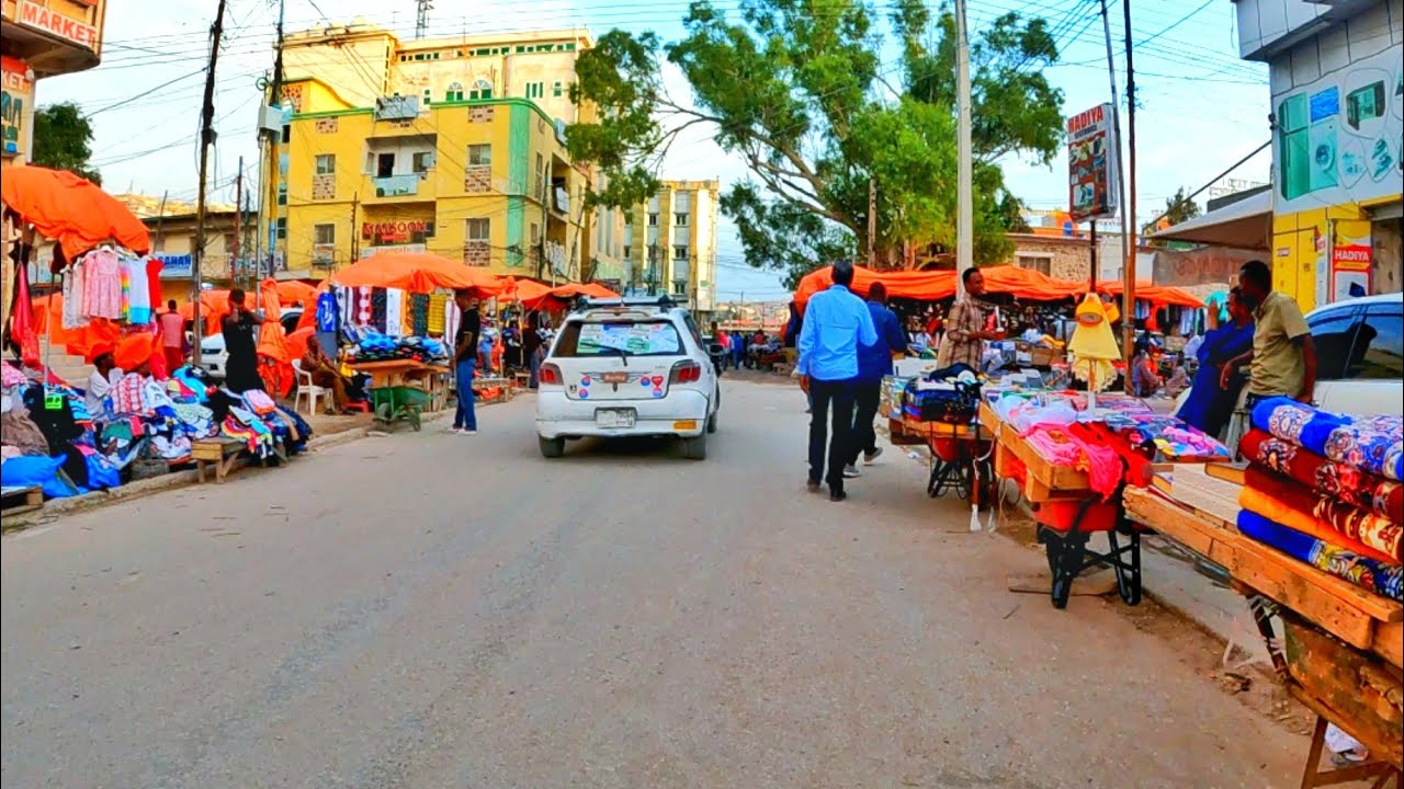 HARGEISA OO KA NADIIFSAN SIDII HORE - IDAACADA ILAA SUUQA HOOSE.