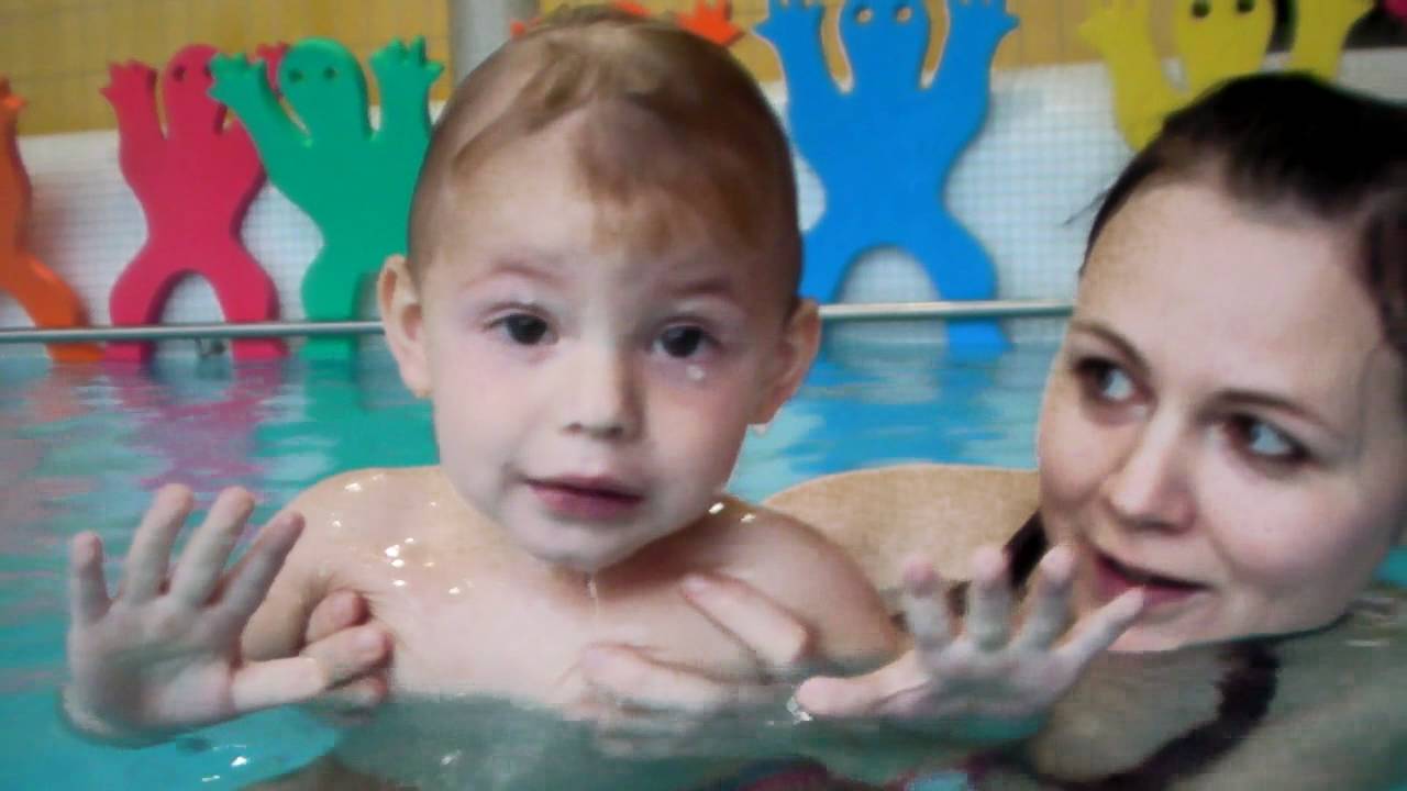 Podzimní plavání batolata 2011 - stř 10.35h