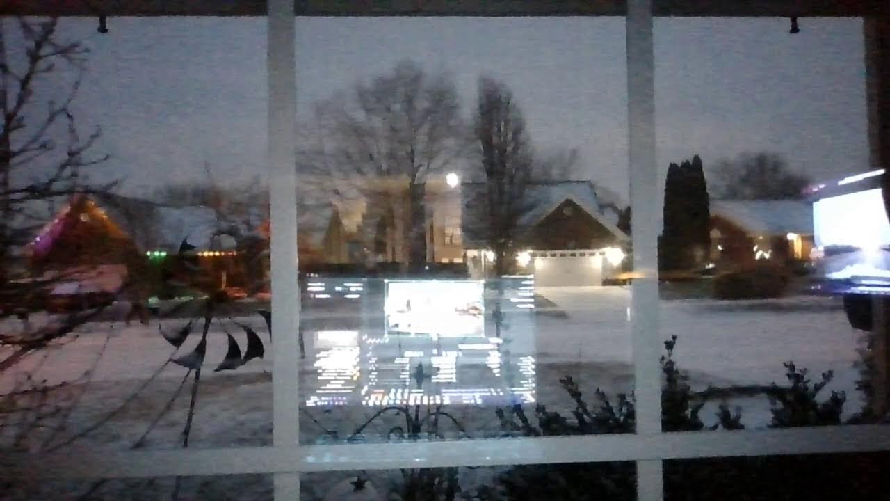 LIVE Snow fall in Louisville KY