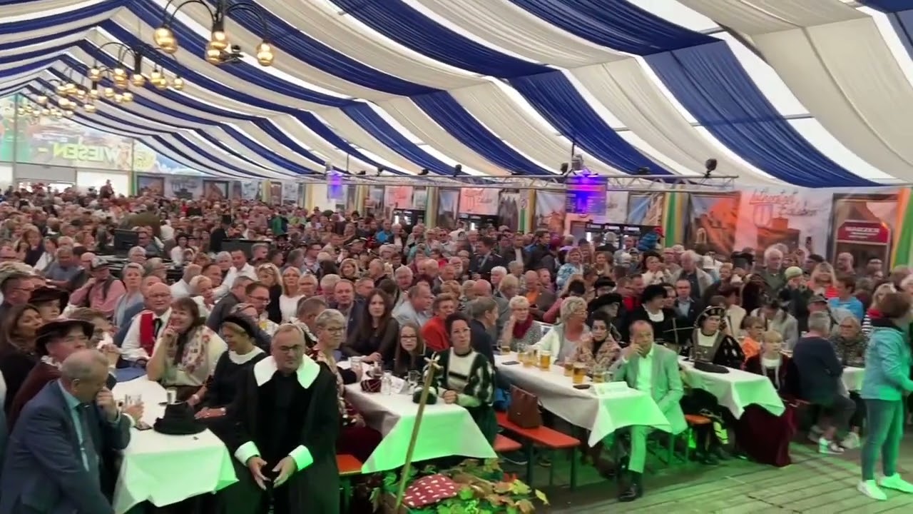 Eröffnung der 500. Eisleber Wiese als größtes Volksfest Mitteldeutschlands.