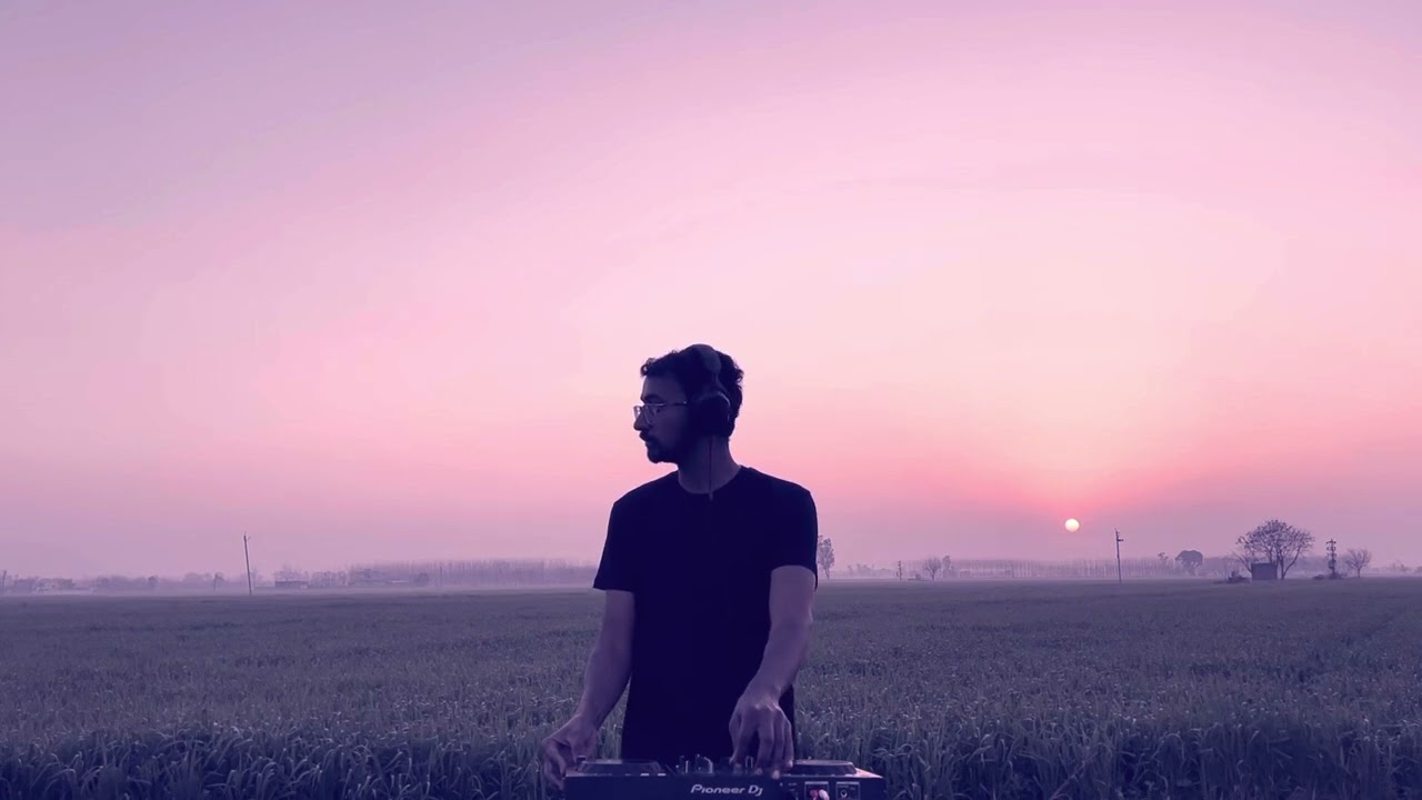 OpaCaro Sessions Ep 1 | Short jam in the farms of Punjab