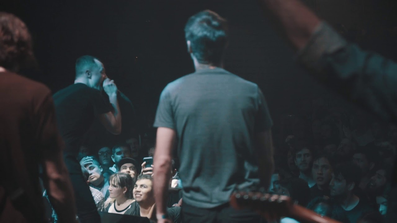 Touch&eacute; Amor&eacute; - 