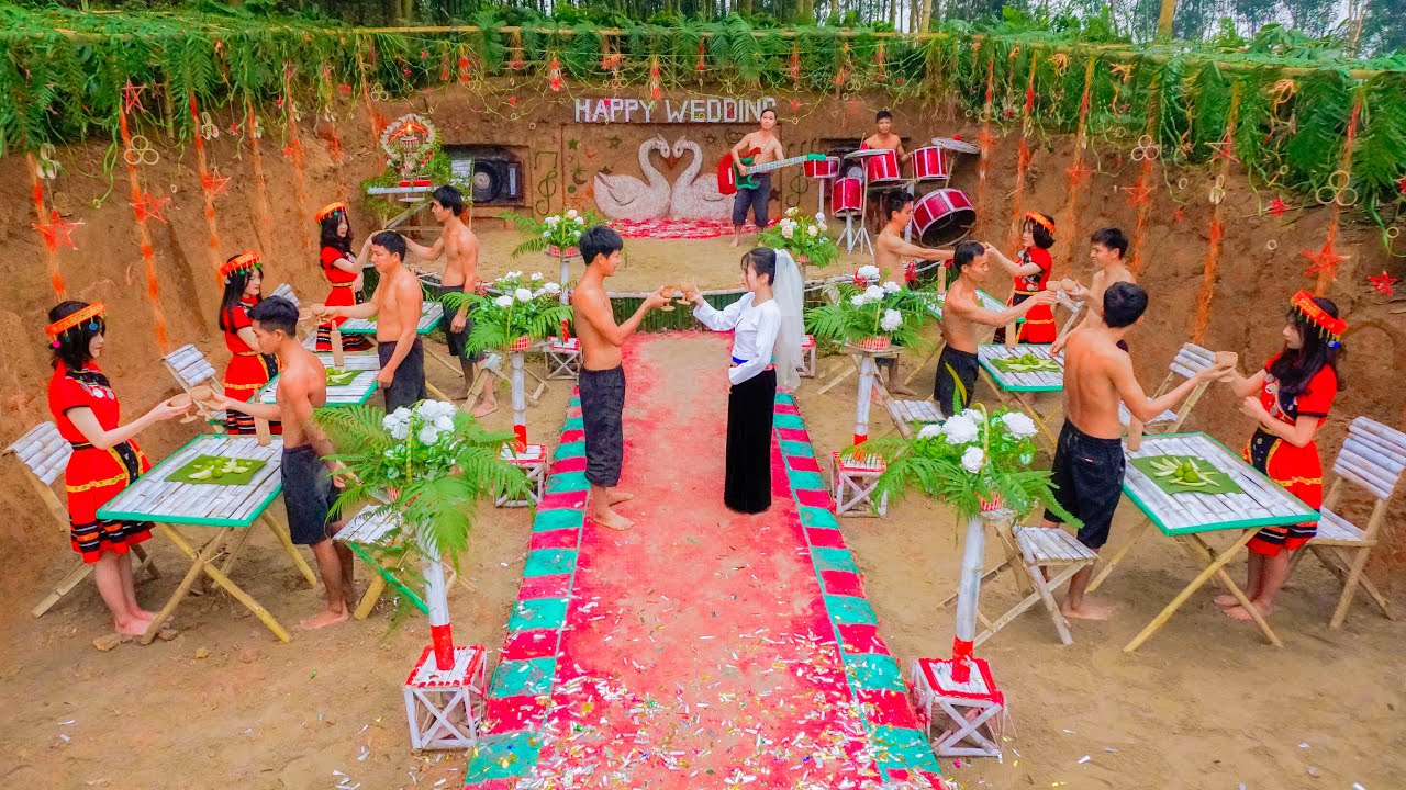 Build Modern Underground Wedding Room With Happy Party