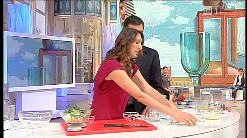Il dado granulare autoprodotto. Unomattina in Famiglia, rubrica 