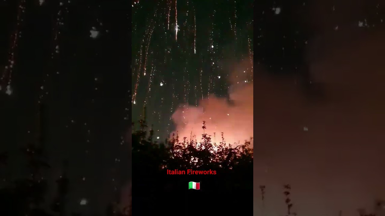 Fireworks around the World | Italy | Italian Fireworks 🇮🇹